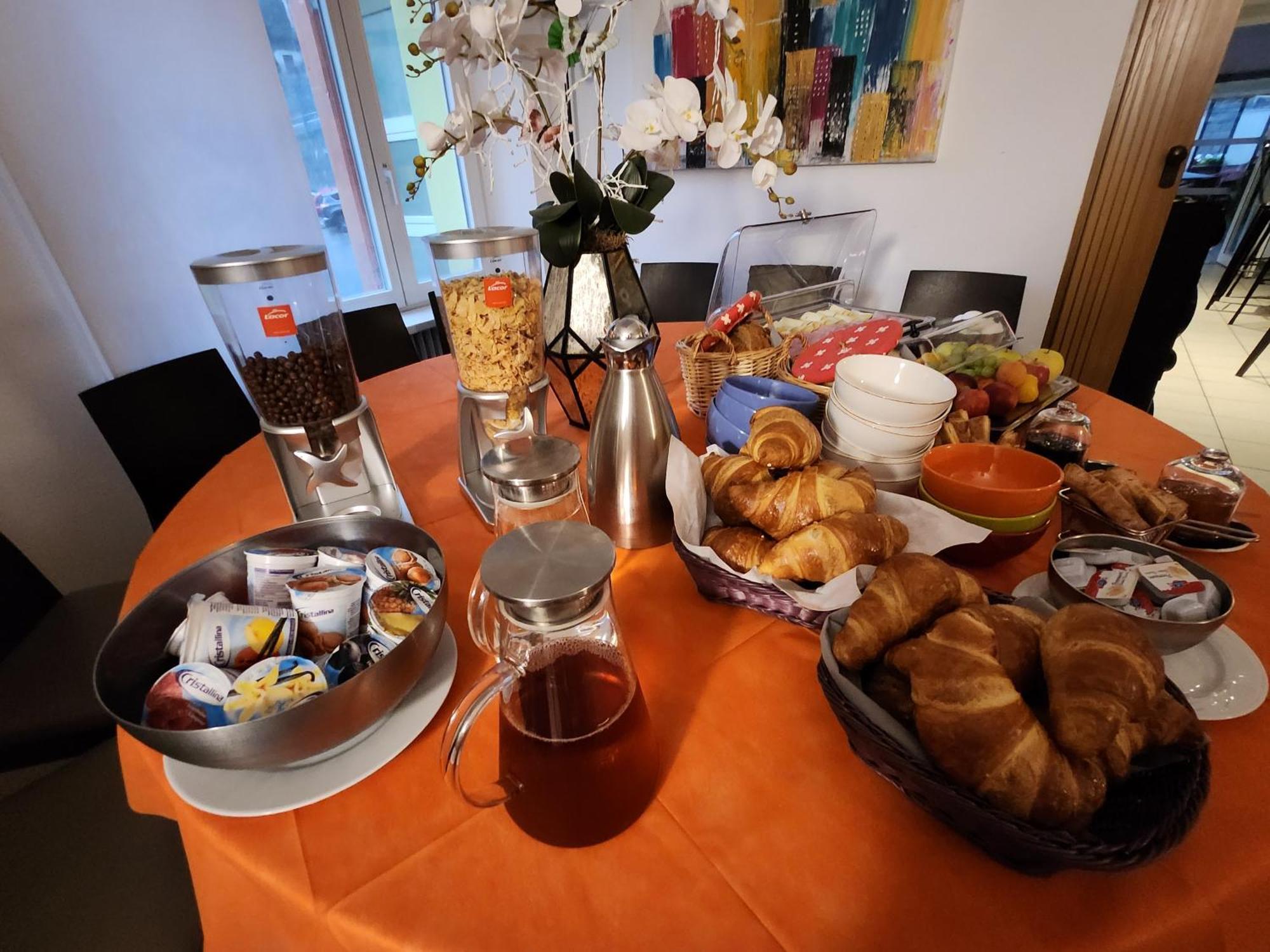 Hotel Ristorante Camoghe Isone Ngoại thất bức ảnh